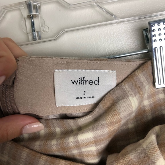 ARITZIA Wilfred Plaid Wool Wrap Front Mini Skirt - Picture 5 of 10